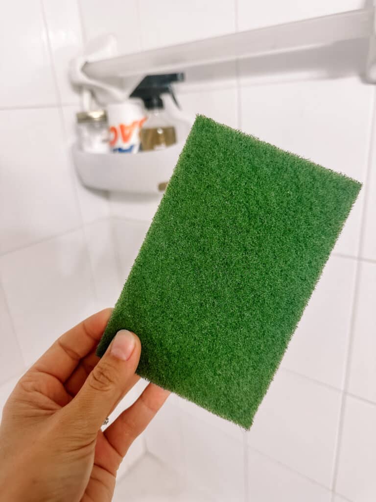 https://habitsandhome.com/wp-content/uploads/2023/07/the-best-shower-cleaning-sponge-768x1024.jpg